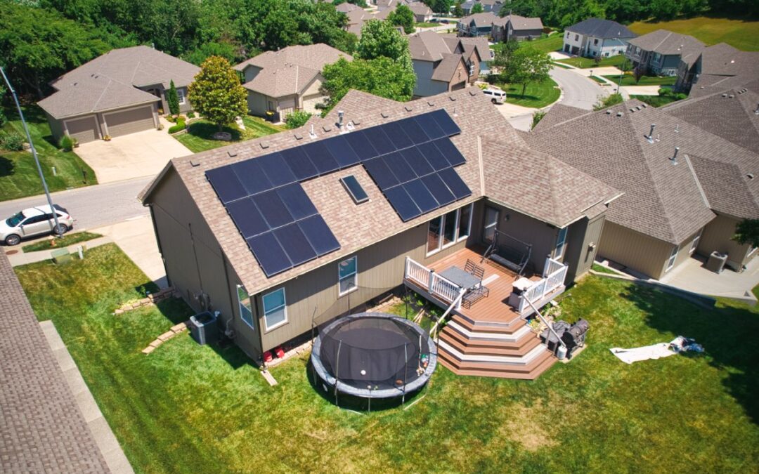 9.045 kW Residential Maxeon Solar Installation in Blue Springs, Missouri